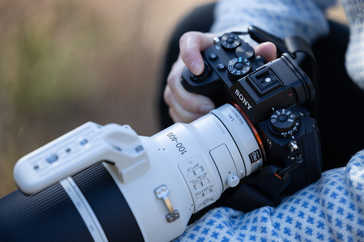 Obiektyw Sony FE 100-400mm F4.5 GM OSS - SEL100400MCW5 Obiektyw Sony FE 100-400mm F4.5 GM OSS - SEL100400MCW5