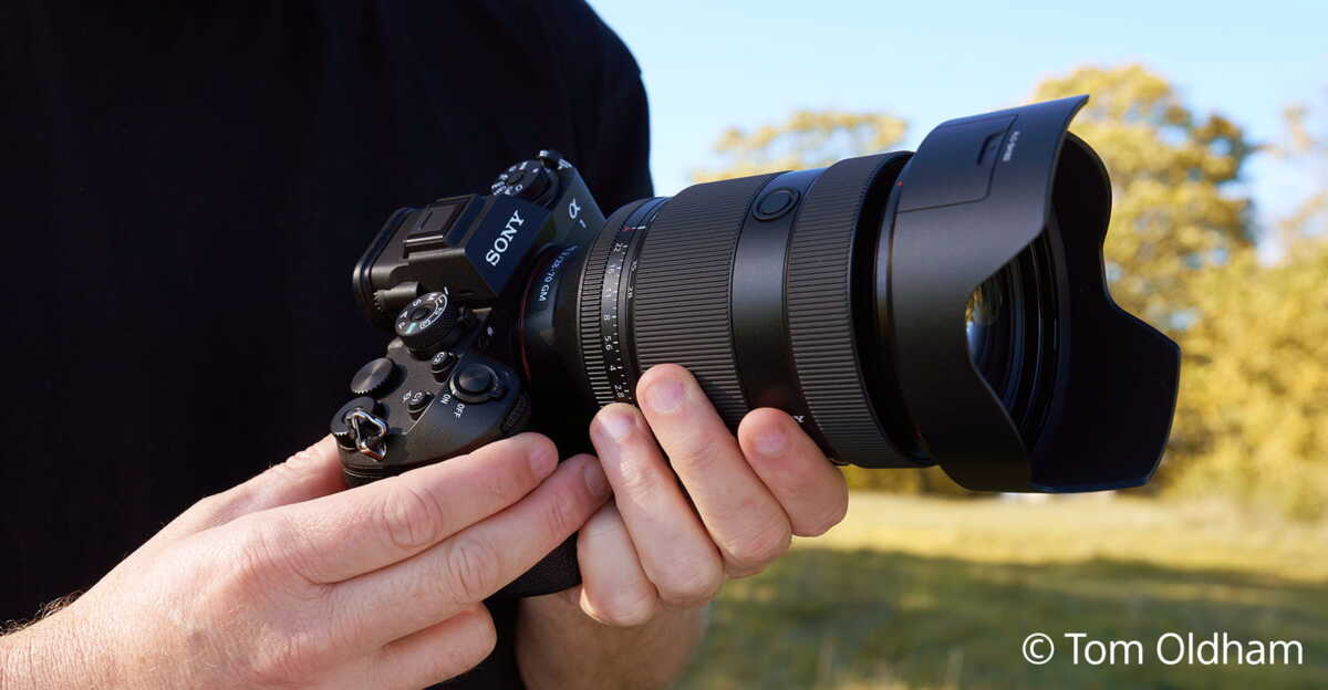 Obiektyw Sony FE 28-70mm f/2 GM - SEL2870GM1 Obiektyw Sony FE 28-70mm f/2 GM - SEL2870GM1