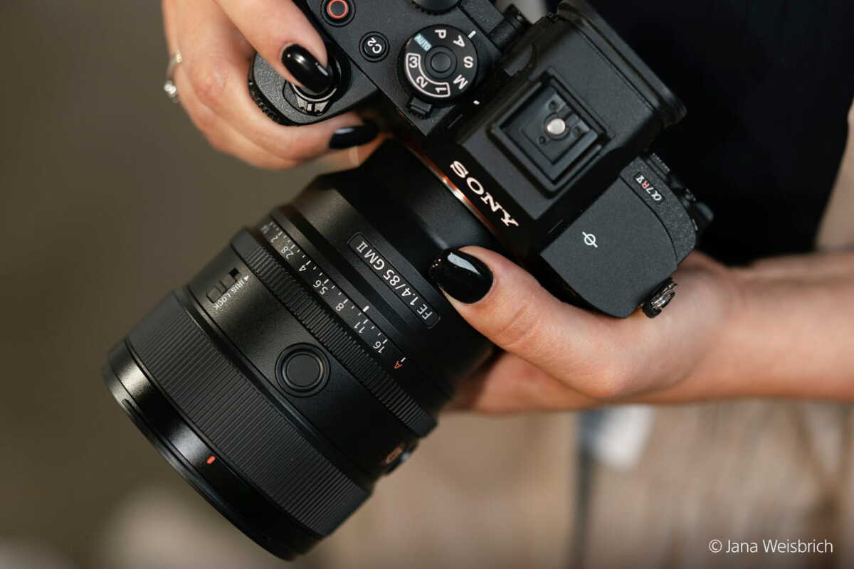 Obiektyw Sony FE 85mm F1.4 GM II - SEL85F14GM22 Obiektyw Sony FE 85mm F1.4 GM II - SEL85F14GM22