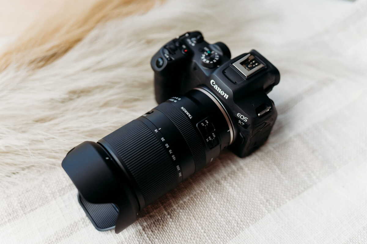Obiektyw Tamron 18-300 mm F/3.5-6.3 Di III-A VC VXD Nikon Z5 Obiektyw Tamron 18-300 mm F/3.5-6.3 Di III-A VC VXD Nikon Z5