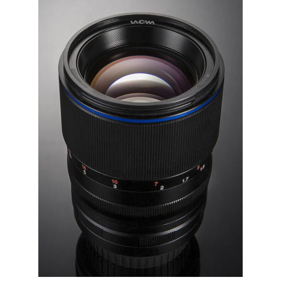 Obiektyw Venus Optics Laowa 105 mm f/2,0 Smooth Trans Focus do Sony E4 Obiektyw Venus Optics Laowa 105 mm f/2,0 Smooth Trans Focus do Sony E4