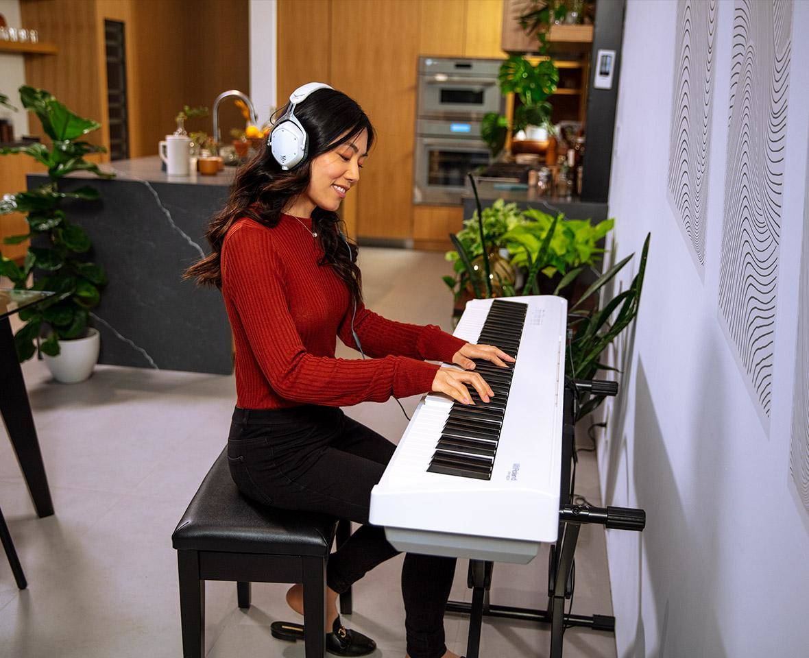 Roland FP-30X WH - Przenośne pianino cyfrowe z dedykowanym statywem7 Roland FP-30X WH - Przenośne pianino cyfrowe z dedykowanym statywem7