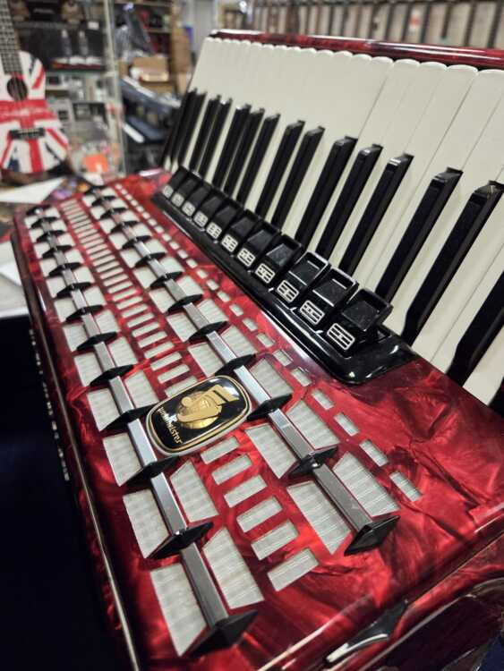 Weltmeister SERINO 120 bas - akordeon używany4 Weltmeister SERINO 120 bas - akordeon używany4