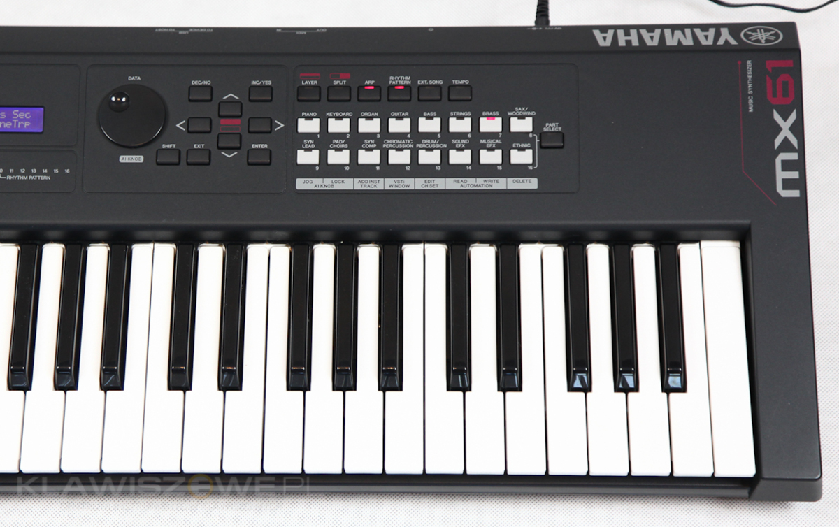 YAMAHA MX61 v2 czarna / bk2 YAMAHA MX61 v2 czarna / bk2